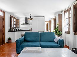 Limehome Granada Calle Sta. Ana