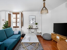 Limehome Granada Calle Sta. Ana