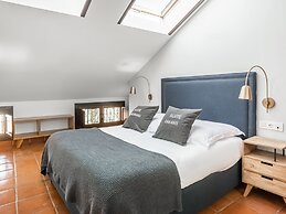 Limehome Granada Calle Sta. Ana