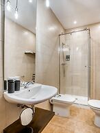 Limehome Granada Calle Sta. Ana