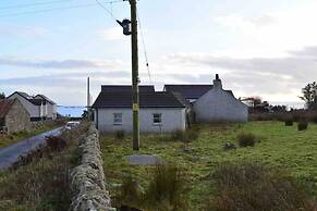 Quaint and Quirky Coastal Cottage Islay