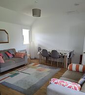 Quaint and Quirky Coastal Cottage Islay