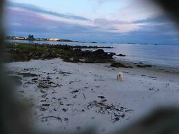 Quaint and Quirky Coastal Cottage Islay