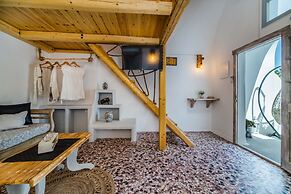 Asera Suites Near Kamari Beach