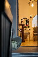 Asera Suites Near Kamari Beach