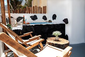 Asera Suites Near Kamari Beach