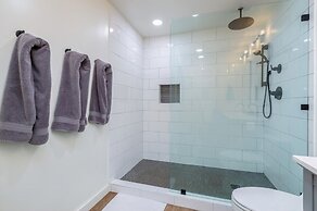 Emmalani Court 322 2 Bedroom Condo by RedAwning