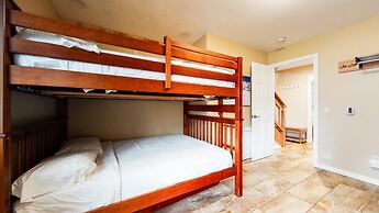 Mammoth Estates Deluxe 2 Bedroom Condos