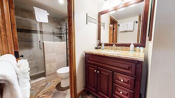 Mammoth Estates Deluxe 2 Bedroom Condos