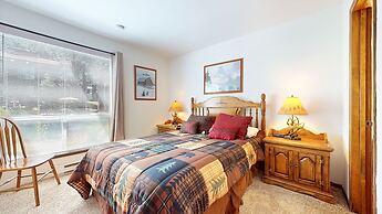 Mammoth Estates Deluxe 2 Bedroom Condos
