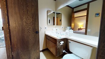 Mammoth Estates Deluxe 2 Bedroom Condos