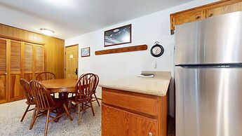 Mammoth Estates Deluxe 2 Bedroom Condos