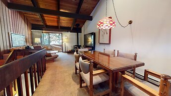 Mammoth Estates Deluxe 2 Bedroom Condos