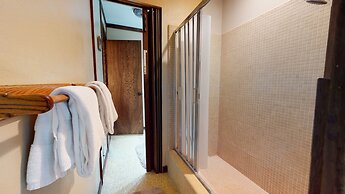 Mammoth Estates Deluxe 2 Bedroom Condos