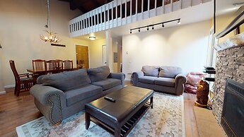 Mammoth Estates Deluxe 2 Bedroom Condos