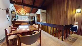 Mammoth Estates Deluxe 2 Bedroom Condos