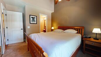 Mammoth Estates Deluxe 2 Bedroom Condos