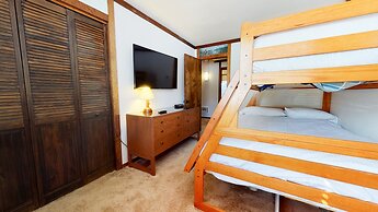 Mammoth Estates Deluxe 2 Bedroom Condos