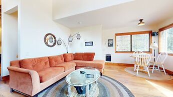 Rainbow Villas 1 Charming Boutique complex, Dual Master Suites, Forest