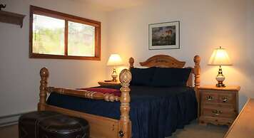 Rainbow Villas 1 Charming Boutique complex, Dual Master Suites, Forest