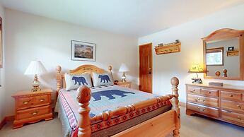 Rainbow Villas 1 Charming Boutique complex, Dual Master Suites, Forest