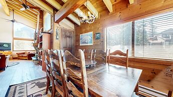 Rainbow Villas 1 Charming Boutique complex, Dual Master Suites, Forest