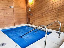 Rainbow Villas 1 Charming Boutique complex, Dual Master Suites, Forest