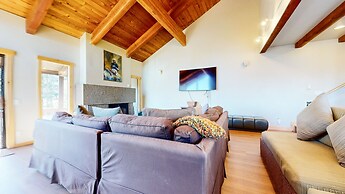 Val DIsere 10 5-Star Luxury with Game room and Gorgeous Mountain Views