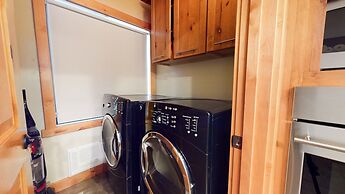 Val DIsere 10 5-Star Luxury with Game room and Gorgeous Mountain Views