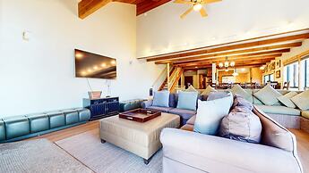 Val DIsere 10 5-Star Luxury with Game room and Gorgeous Mountain Views