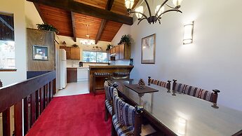 Mammoth Estates Condo - Near Village at Mammoth & Pet Friendly by RedA