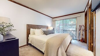 Mammoth Estates Condo - Near Village at Mammoth & Pet Friendly by RedA