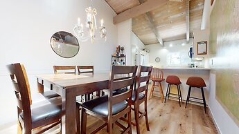 Mammoth Estates Condo - Near Village at Mammoth & Pet Friendly by RedA