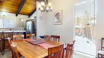 Mammoth Estates Condo - Near Village at Mammoth & Pet Friendly by RedA