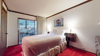 Mammoth Estates Condo - Near Village at Mammoth & Pet Friendly by RedA
