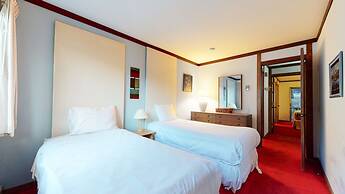 Mammoth Estates Condo - Near Village at Mammoth & Pet Friendly by RedA