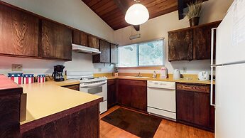 Mammoth Estates Condo - Near Village at Mammoth & Pet Friendly by RedA