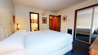 Mammoth Estates Condo - Free Parking & Pet Friendly