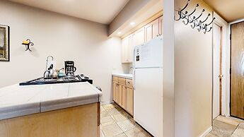 Mammoth Estates Condo - Free Parking & Pet Friendly