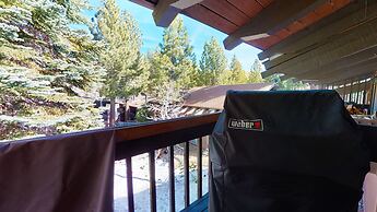 Mammoth Estates Condo - Free Parking & Pet Friendly