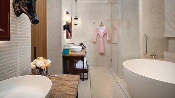 Hotel Indigo Diqing Moonlight City by IHG