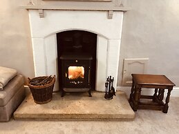 3 Bedroom Country Retreat - Dogs Welcome