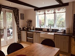 3 Bedroom Country Retreat - Dogs Welcome