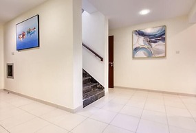 R&H 3BR Villa in RAK Beach Access 172