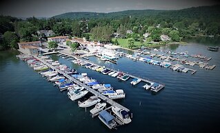 Lake Front Hotel
