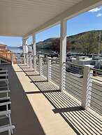 Lake Front Hotel