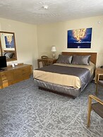 Lake Front Hotel