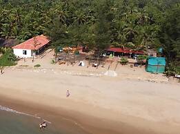 Trippr Gokarna - Backpacker Hostel