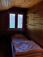 Lake Lodge Hostel