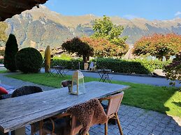 Lake Lodge Hostel